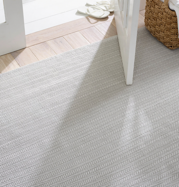 Herringbone Indoor & Outdoor Rug - Pearl Grey